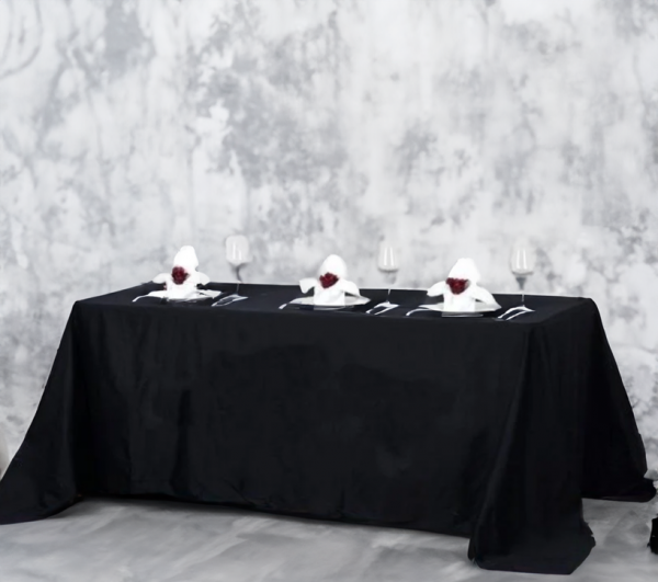 Black 90x132 Linen (fit 8ft table)