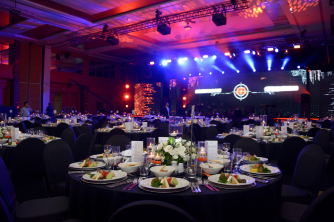 event-atmosphere-with-lighting-and-audiovisual-rental